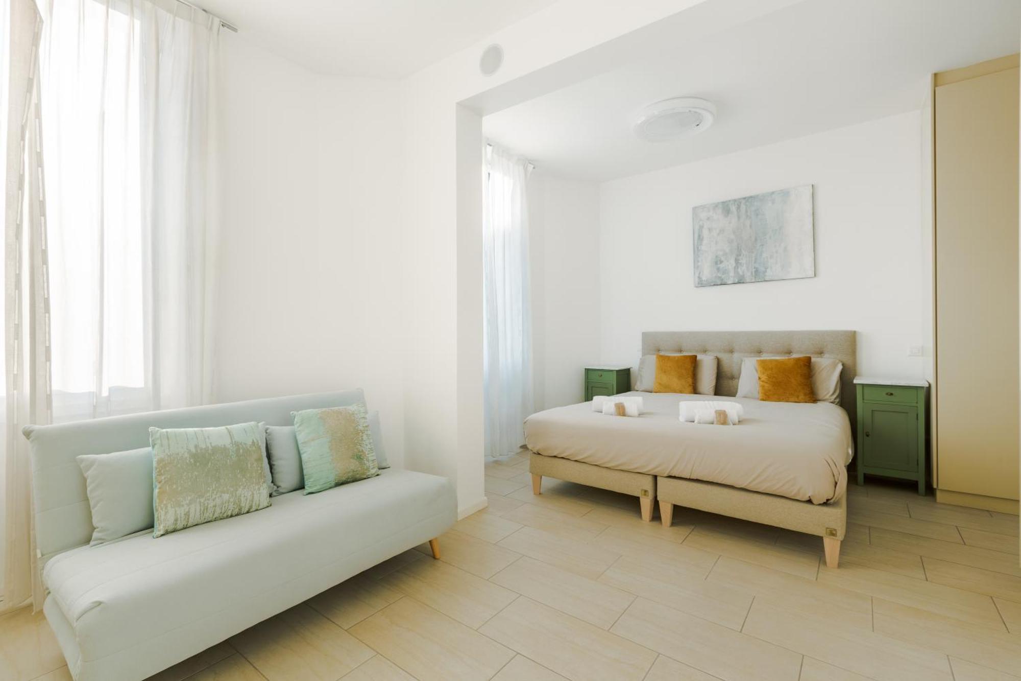 Front Lake Pearl 5 For 6Pax -By Easylife Swiss Lugano Bagian luar foto