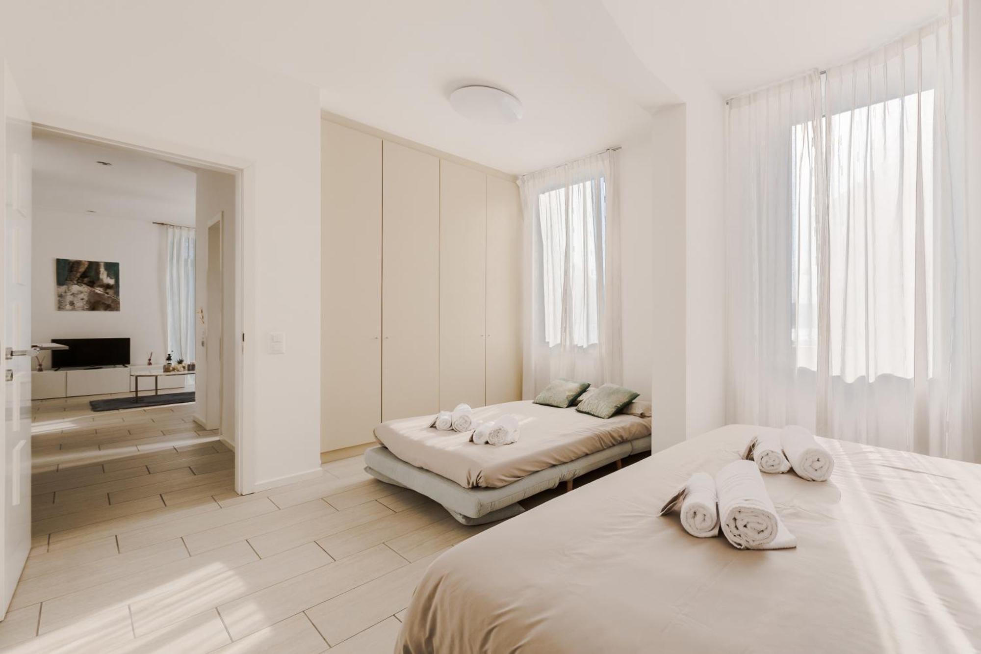 Front Lake Pearl 5 For 6Pax -By Easylife Swiss Lugano Bagian luar foto